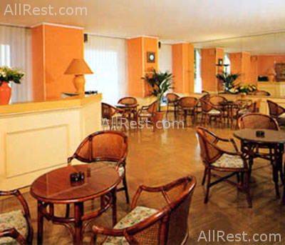 Hotel Ambassador 18